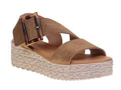 Eva Frutos 718<br>Camel