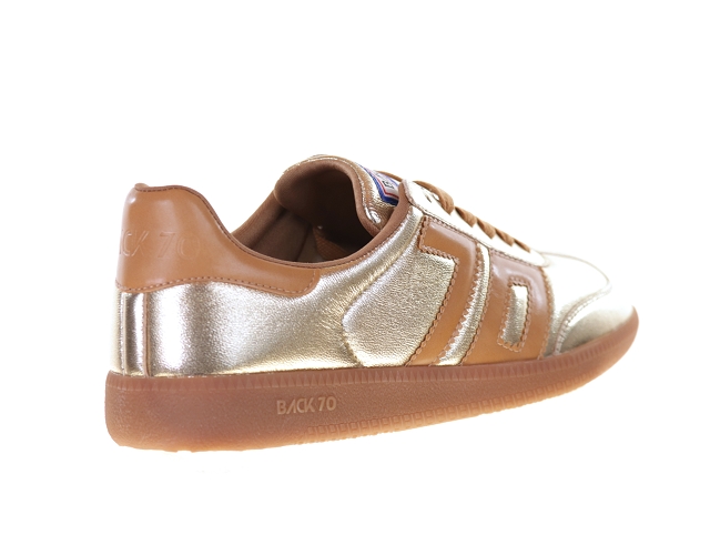 Back 70 cloud or1135903_3