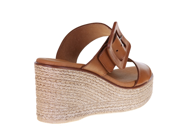 Eva frutos 5841 camel1142903_3
