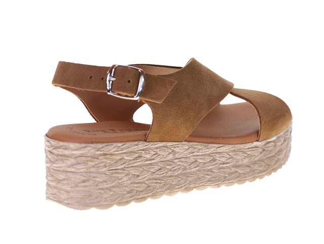 Eva frutos 714 camel3682106_3