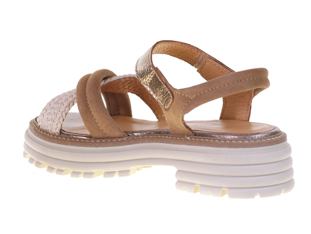 Minka gazelle camel3753501_4