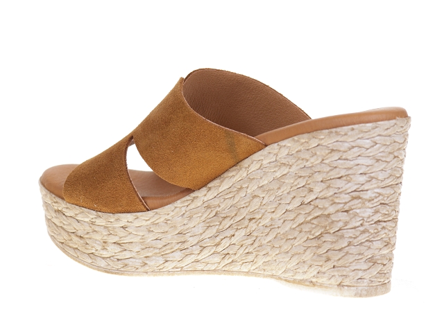 Eva frutos 1901 camel3756403_4