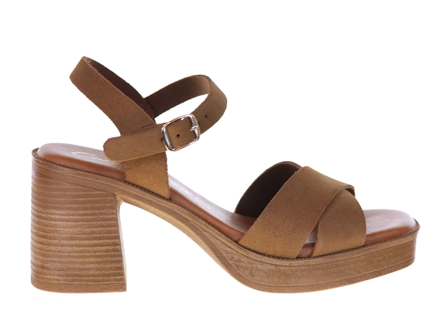 Carla tortosa 78770 camel3802302_2