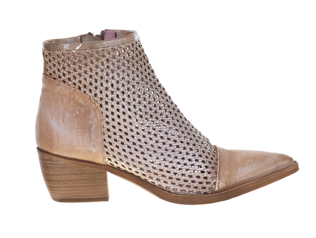 Little...la suite 26025 camel3803201_2